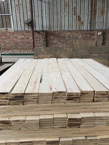 Cutting and processing pallet